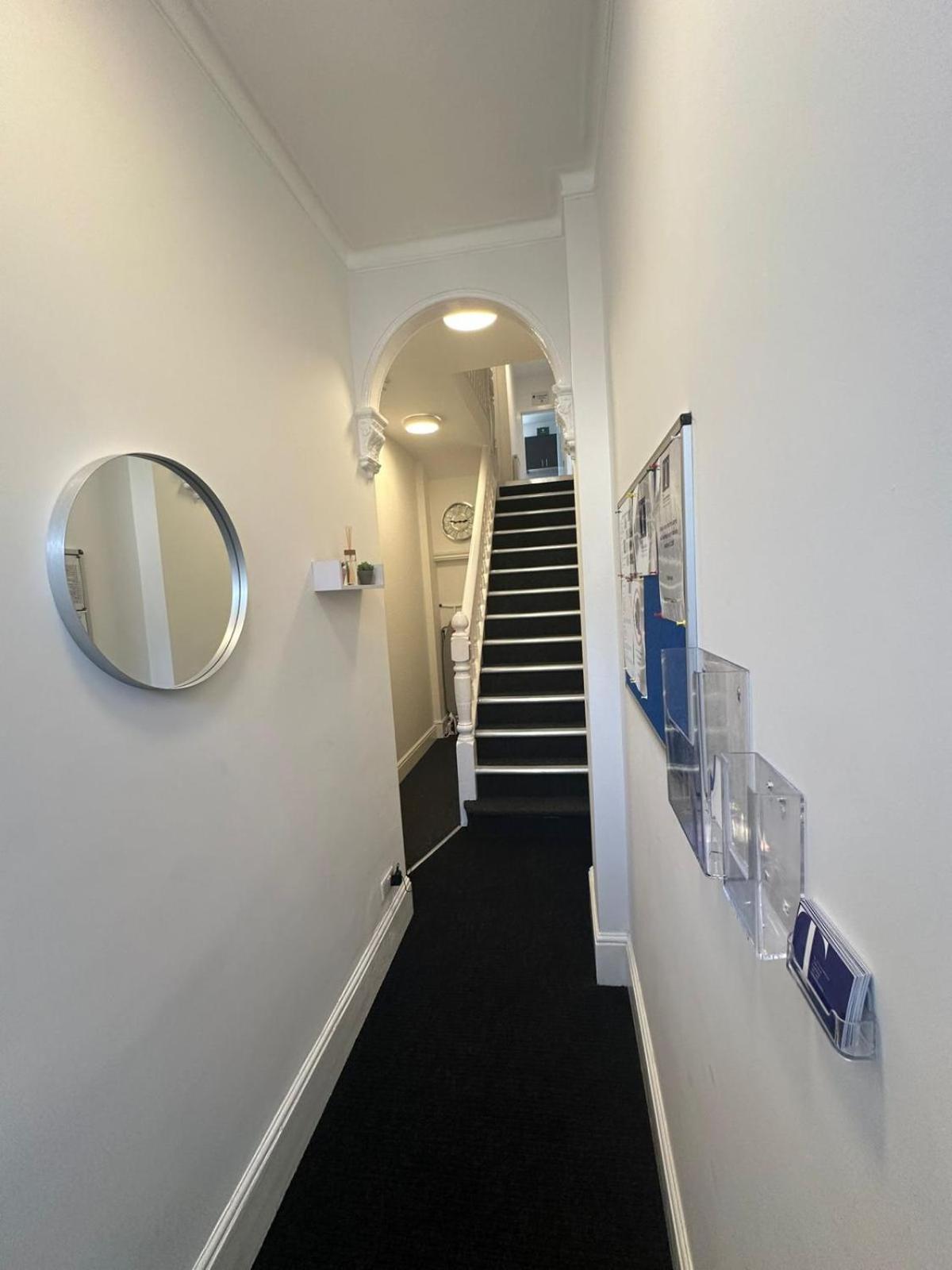Cambridge Central Rooms - Tas Accommodations Esterno foto
