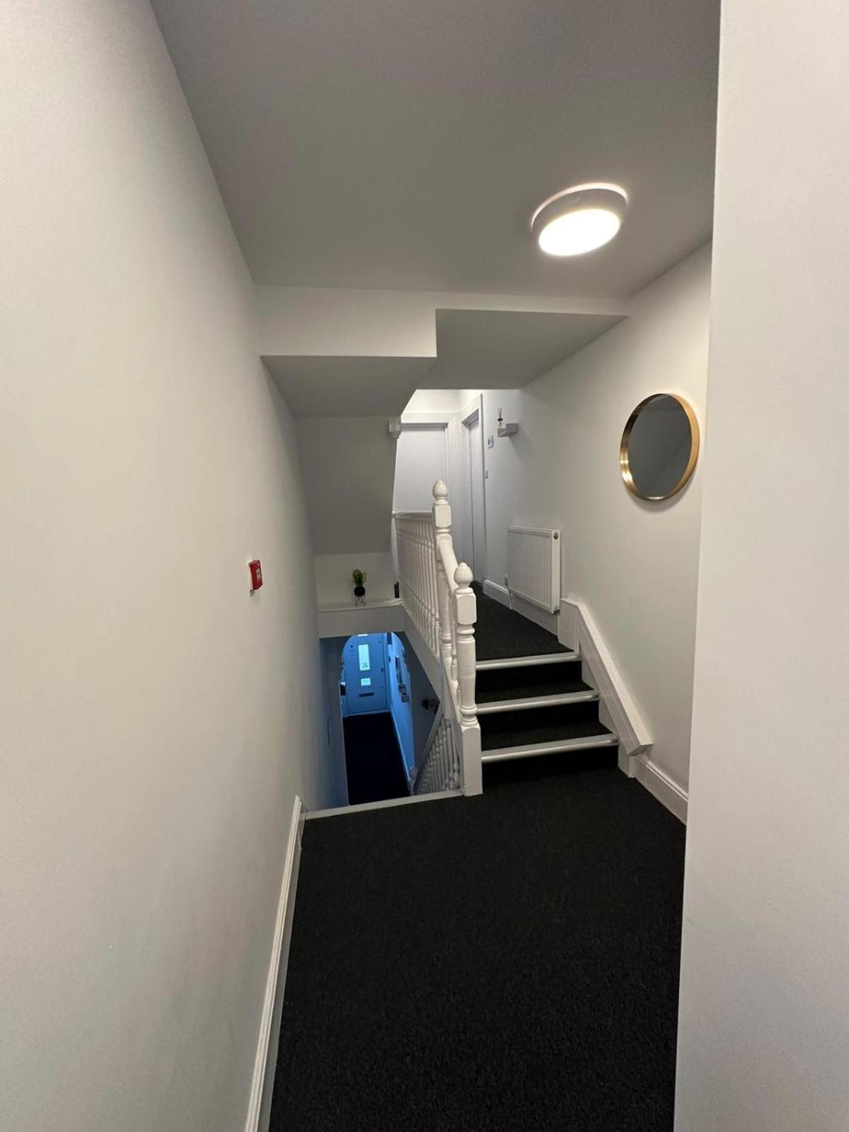 Cambridge Central Rooms - Tas Accommodations Esterno foto
