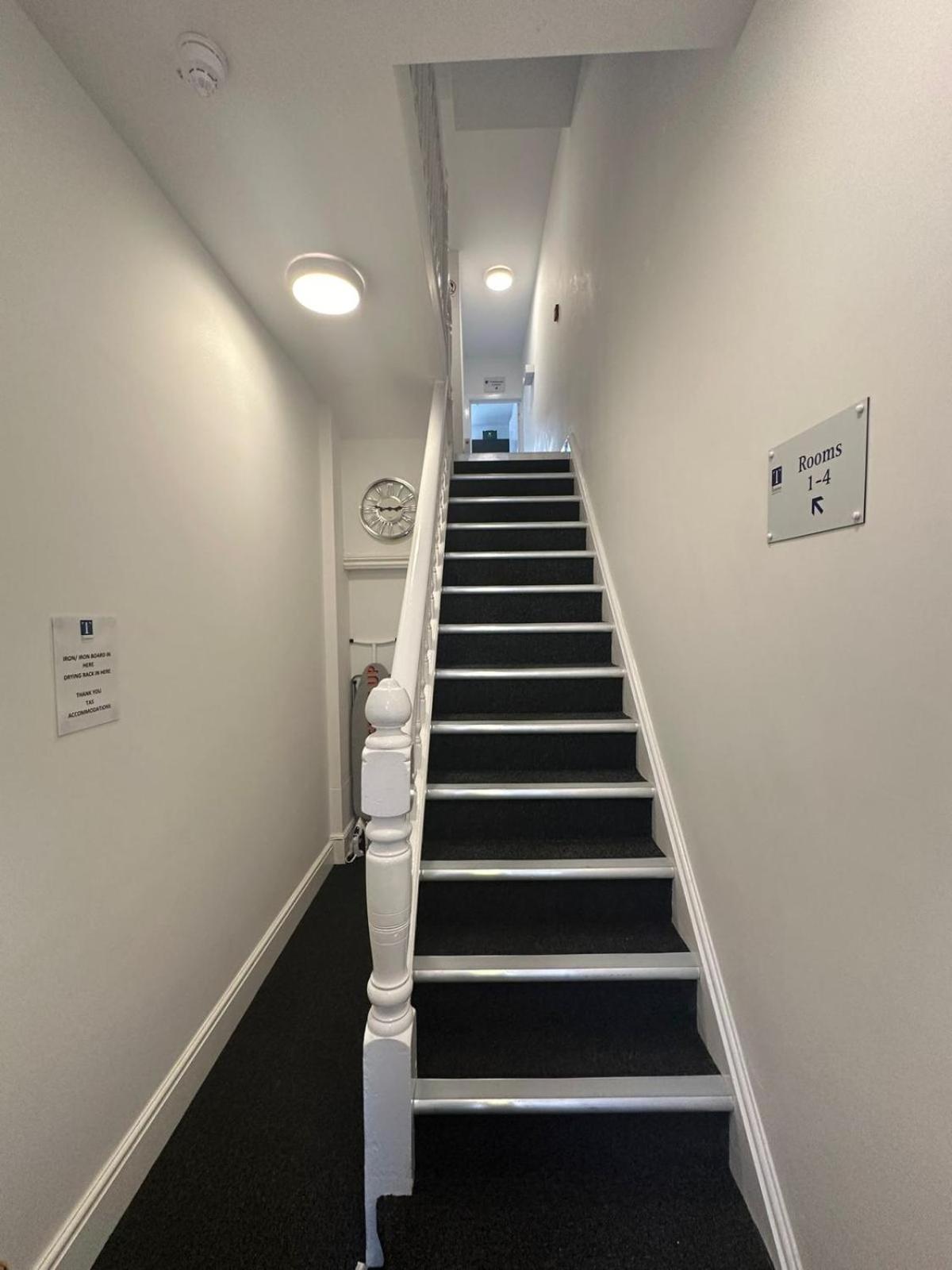 Cambridge Central Rooms - Tas Accommodations Esterno foto