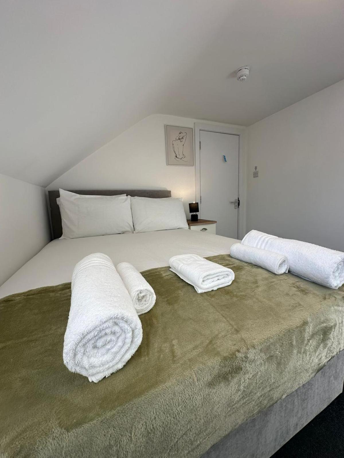 Cambridge Central Rooms - Tas Accommodations Esterno foto